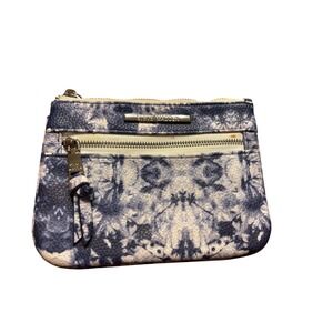Steve Madden Tie Dye Blue White Crossbody Bag Faux Leather Zippered Pouch Mini